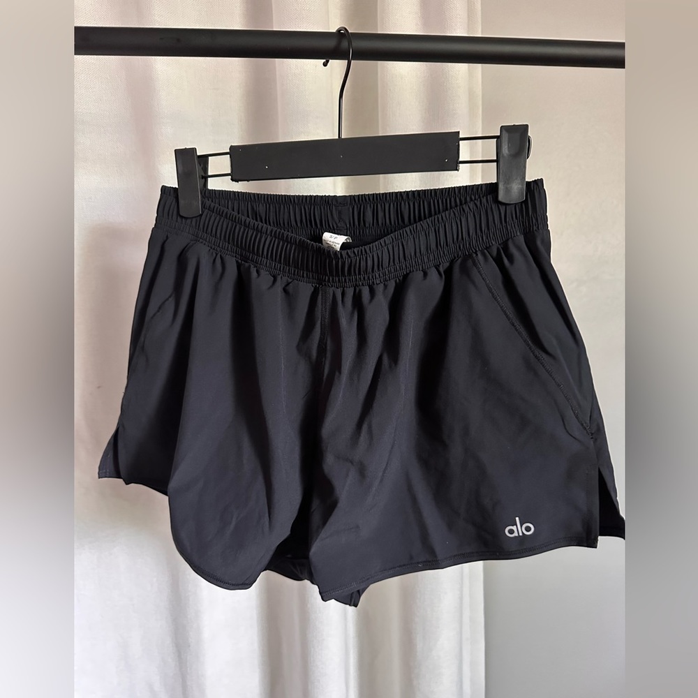 Alo Stride short size Small in black. Like new